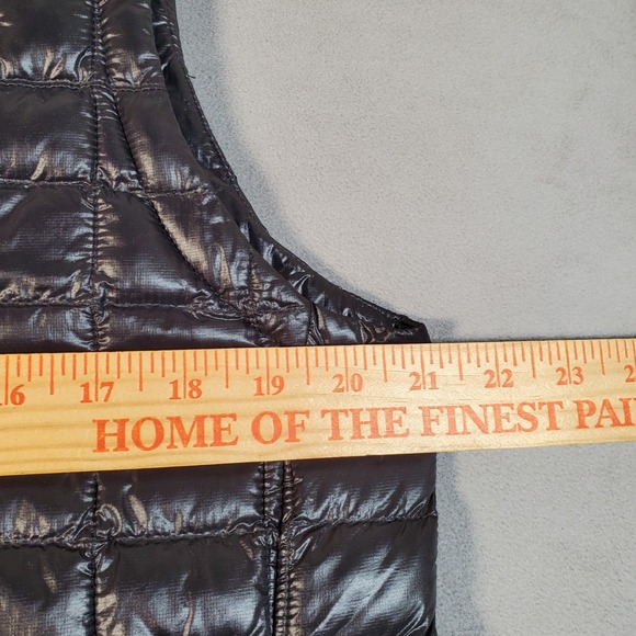 The North Face Puffer Vest Womens L Black Thermoball Quilted Eco Packable Hiking - Picture 6 of 12